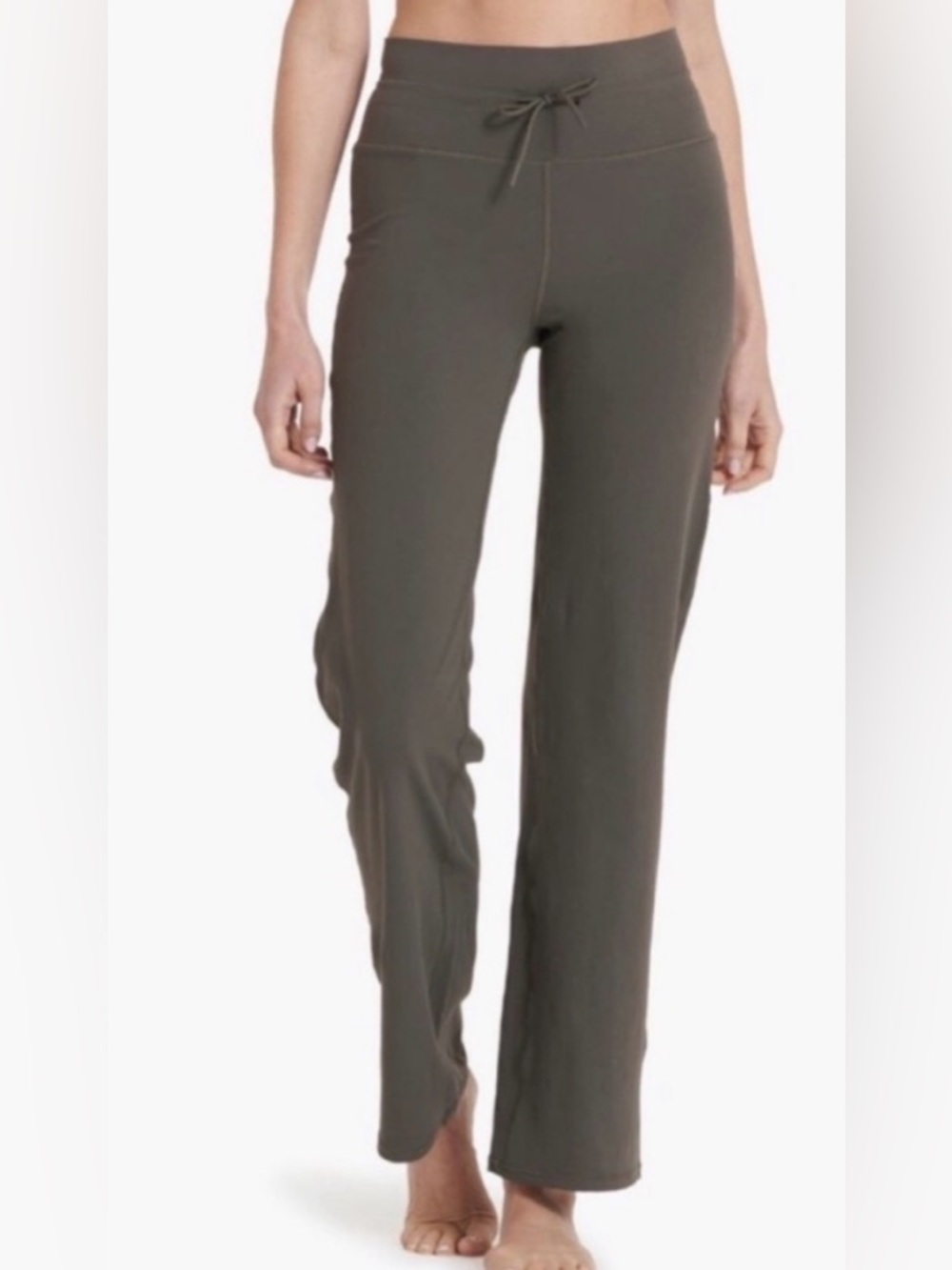 Vuori Daily Wide Leg Mid Rise stretch woven Trouser size XL Olive